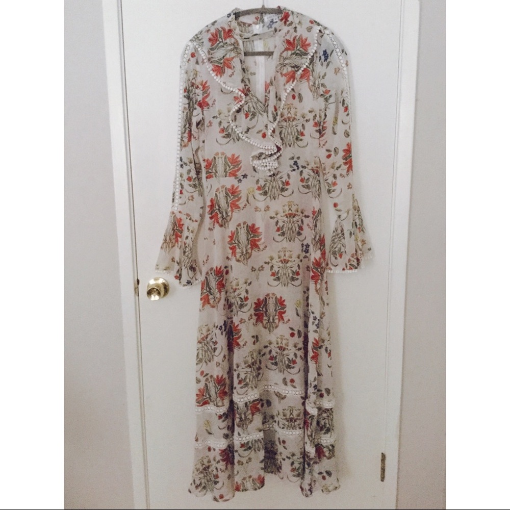 Cara Loren Eleanor Floral Maxi Dress